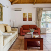 Отель Villa Tassoula Large Private Pool Walk to Beach Wifi - 2830, фото 2
