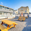 Отель Bright Brigantine Townhome: Steps to Beach Access!, фото 12