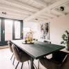 Отель Stadsvilla Luxurious 3 room loft met airco Willem 2, фото 12