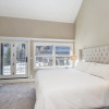 Отель Ski In/out In Town! Ski Area Views, Fireplace, Hot Tub 2 Bedroom Condo by RedAwning, фото 5