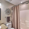 Отель Family-friendly Glendale Home w/ Private Yard, фото 9