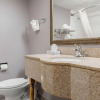 Отель Quality Inn & Suites Bedford West, фото 9