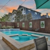 Отель Houston Home Near Downtown w/ Pool & Hot Tub!, фото 18