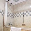 Отель ZEN Premium Singgasana Gunungsari, фото 6