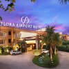 Отель Flora Airport Hotel and Convention Centre Kochi в Недумбассери