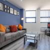 Отель Entire 1 bed apt in the centre of Stockport, фото 6