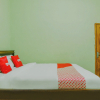 Отель OYO 1689 Sumber Urip Family Homestay Syariah, фото 3