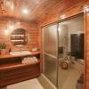 Отель Boutique Chalet sleeps 10 - Wasabi Wonderland, фото 5