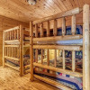 Отель Cabin Fever Lodge #750, фото 9