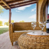 Отель Private Garden and Pool, Near Siena and Crete Senesi, фото 14