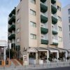 Отель Costantiana Beach Hotel Apartments в Ларнаке