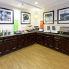Отель Hampton Inn Suites Jacksonville Airport, фото 25