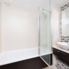 Отель Stunning Contemporary 2br Apartment!, фото 9