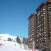 Отель Appartement Le Corbier, 2 pièces, 5 personnes - FR-1-267-145 в Виларамбере