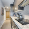 Отель Stunning 1BR Suite in Popular King West, фото 13