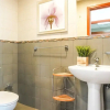 Отель SuperHost- Premium 1BR with Partial Marina View, фото 8