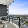 Отель Broadbeach Casino Private Apartment GCLR, фото 23