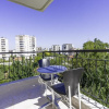 Отель Cozy Flat With Balcony 10 min to Hadrian Gates, фото 9