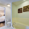 Отель Waterscape B312 2 Bedroom Condo, фото 21