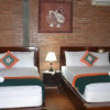 Отель Ndalem Suryo Saptono Guest House, фото 4