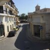 Отель Charming 1-bed Apartment in Larnaca в Ларнаке