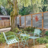 Отель Charming City Cottage ~ 8 Mi to Downtown Portland!, фото 15