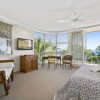 Отель Spectacular Penthouse In Little Cove Noosa Heads Unit 2 Cuvee 29 Allambie Rise, фото 11