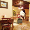 Отель Cosy 6 Person Cottage With Mountain View, фото 8
