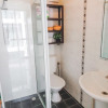 Отель Homely Kings Park Apartment, фото 10
