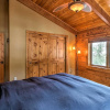 Отель Luxury , Views, Hot Tub & Chef Kitchen 4 Bedroom Home by RedAwning, фото 15