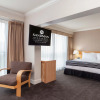 Отель Sandman Signature Vancouver Airport Hotel & Resort, фото 10