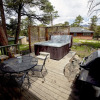Отель Charming Cabin, Next To National Park 3 Bedroom Cabin - #20-NCD0297, фото 7