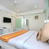 Отель OYO 9575 Hotel Absolute Comfort, фото 17