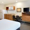 Отель WoodSpring Suites Fredericksburg, фото 10