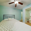 Отель New Listing! Downtown : Walk To Beach & Bay 2 Bedroom Condo, фото 5