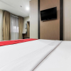 Отель RedDoorz Plus @ Tuparev Cirebon, фото 22