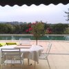 Отель Bright Studio in Tarascon, Provence, With Pool Access, Furnished Garde, фото 6