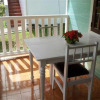 Отель Chez Ophelia Cottage Apartments, фото 9