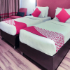 Отель OYO 914 Hotel Casa Luxurio, фото 1