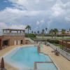 Отель Casual Condo Near Beach w/ Pools, hot tub & Grill!, фото 15