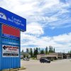 Отель Canadas Best Value Inn Whitecourt, фото 27