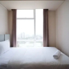 Отель Cozy And Modern 2Br At Grand Sungkono Lagoon Apartment, фото 8