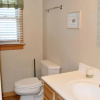Отель Diamond in the Rough 5 Bedrooms 3 Bathrooms Home, фото 8