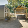 Отель Dog-friendly Shelby Home w/ Private Yard & Hot Tub, фото 15