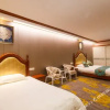 Отель Jinfenghuang Hotel, фото 1