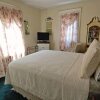 Отель The Inn on Holly Bed and Breakfast, фото 5