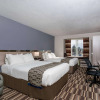 Отель Microtel Inn & Suites by Wyndham Rochester North Mayo Clinic, фото 6