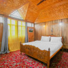 Отель OYO 81523 Noor Palace Group Of Houseboats, фото 6