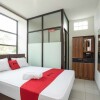 Отель RedDoorz near Eka Hospital BSD City, фото 19