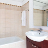 Отель Visually Stunning 2BR in Dubai Marina - Sleeps 5!, фото 10